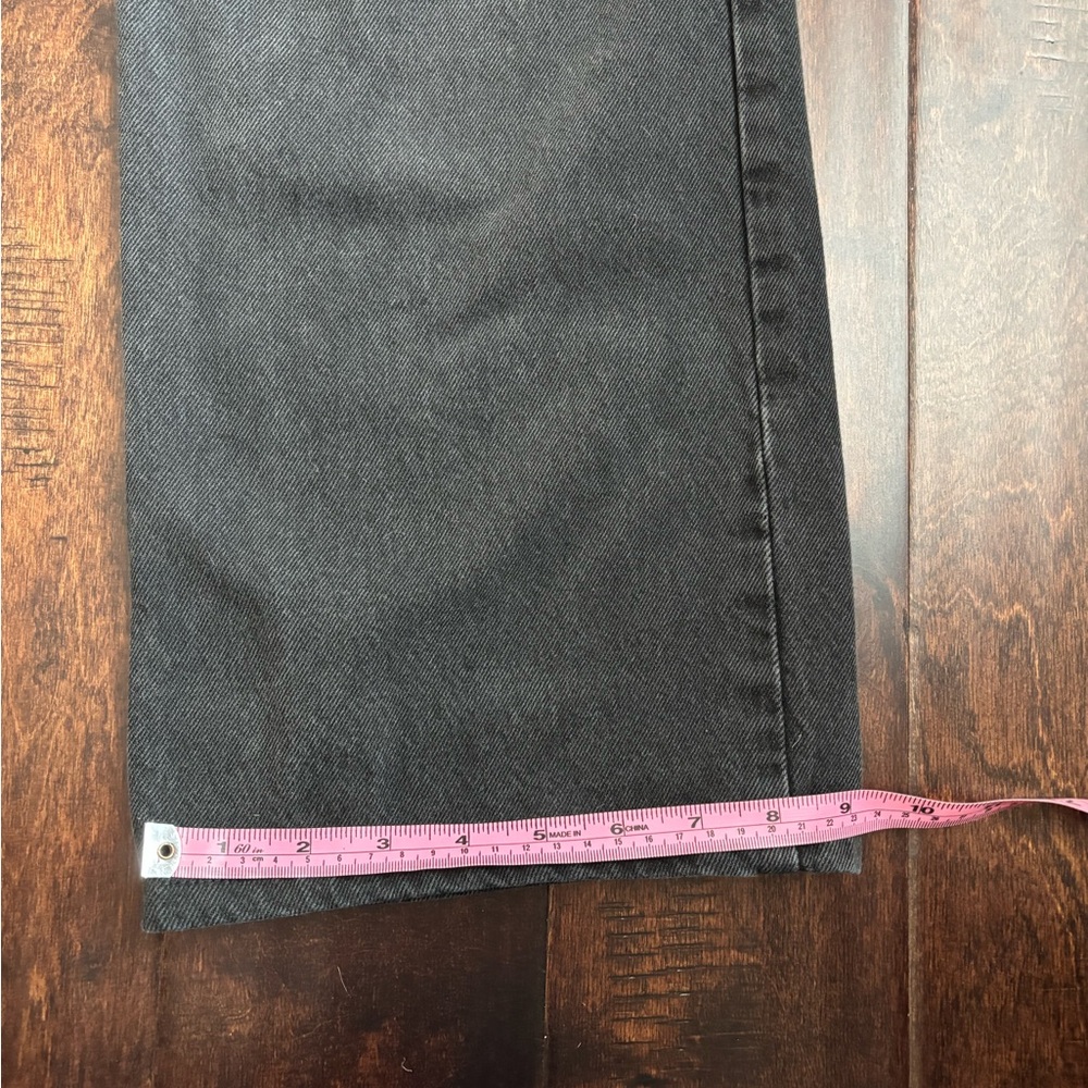 Levi’s super low loose jeans, size 26x28 - Picture 5 of 9